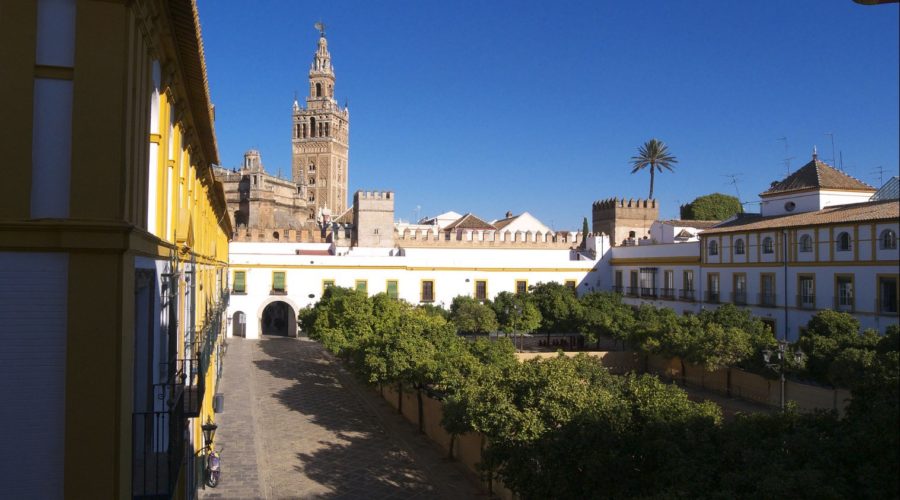 Le patio de las Banderas
