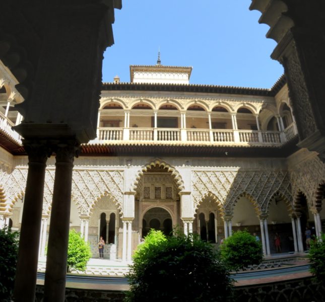 Real Alcazar de Séville - Le Patio de las Doncellas. 