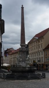 Colonne sur la place de la mairie - Ljubljana