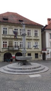 Petite place du vieux centre de Ljubljana - Slovénie