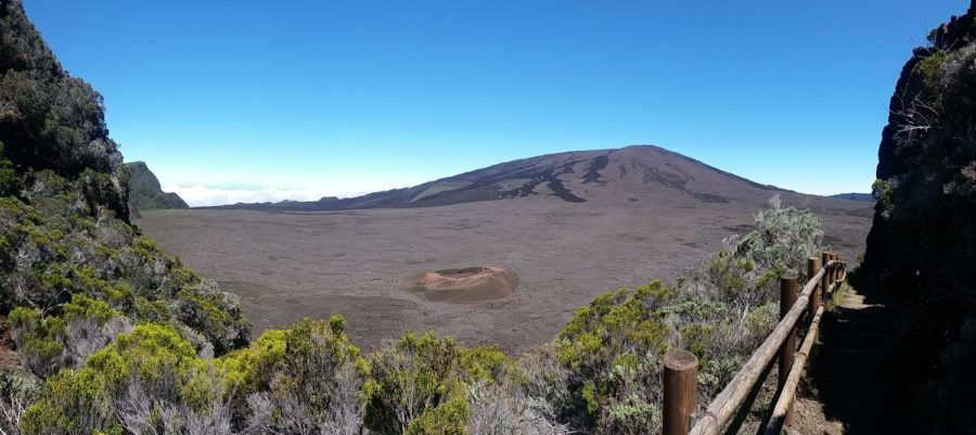 Retour et vue sur le cratère Formica Léo