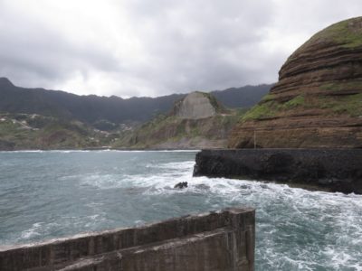 Sur la route de Porto da Cruz - Madère