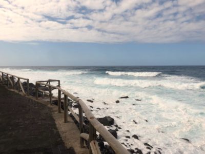 La mer agitée à Ponta Delgada - Madère