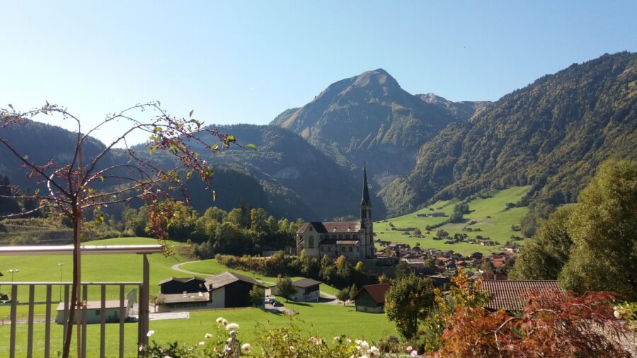 Vue sur le village de Lungern depuis notre maison - Suisse