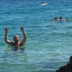 Baignade au camping de Seget Vranjica - Croatie